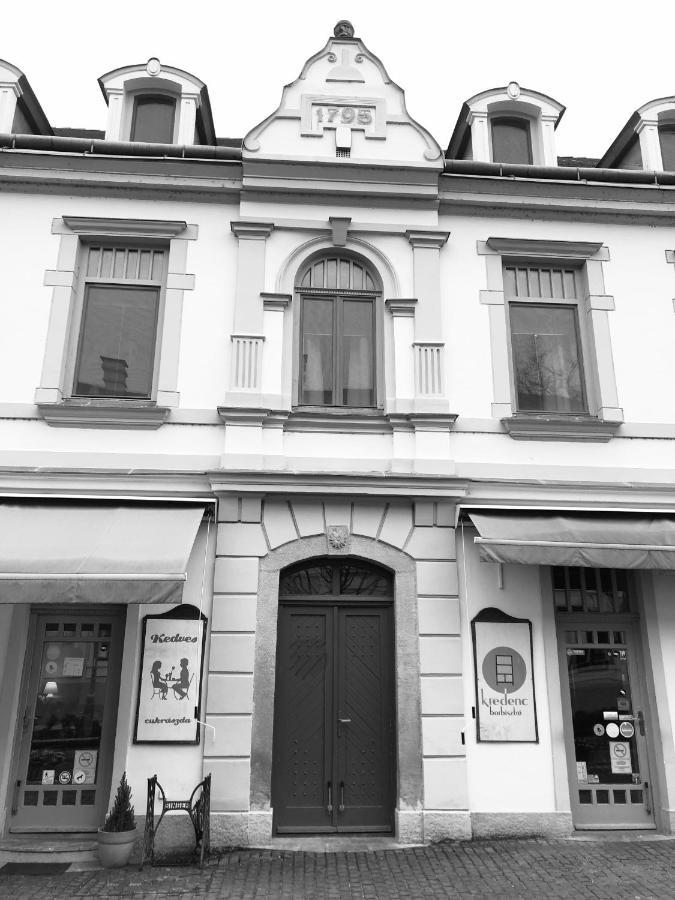 巴拉顿菲赖德Kedves Vendeghaz住宿加早餐旅馆 外观 照片